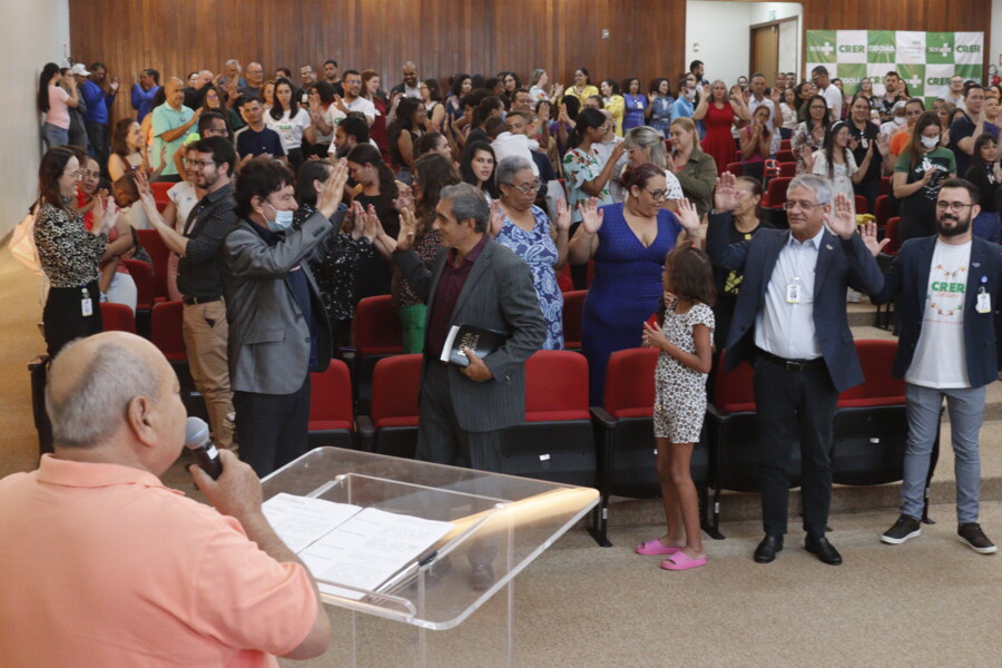 crer-realiza-programacao-especial-de-natal-para-colaboradores-e-pacientes-da-unidade